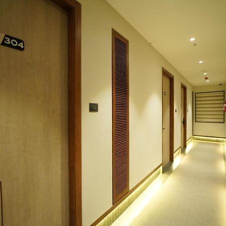 Hotel Laksh Rāipur エクステリア 写真