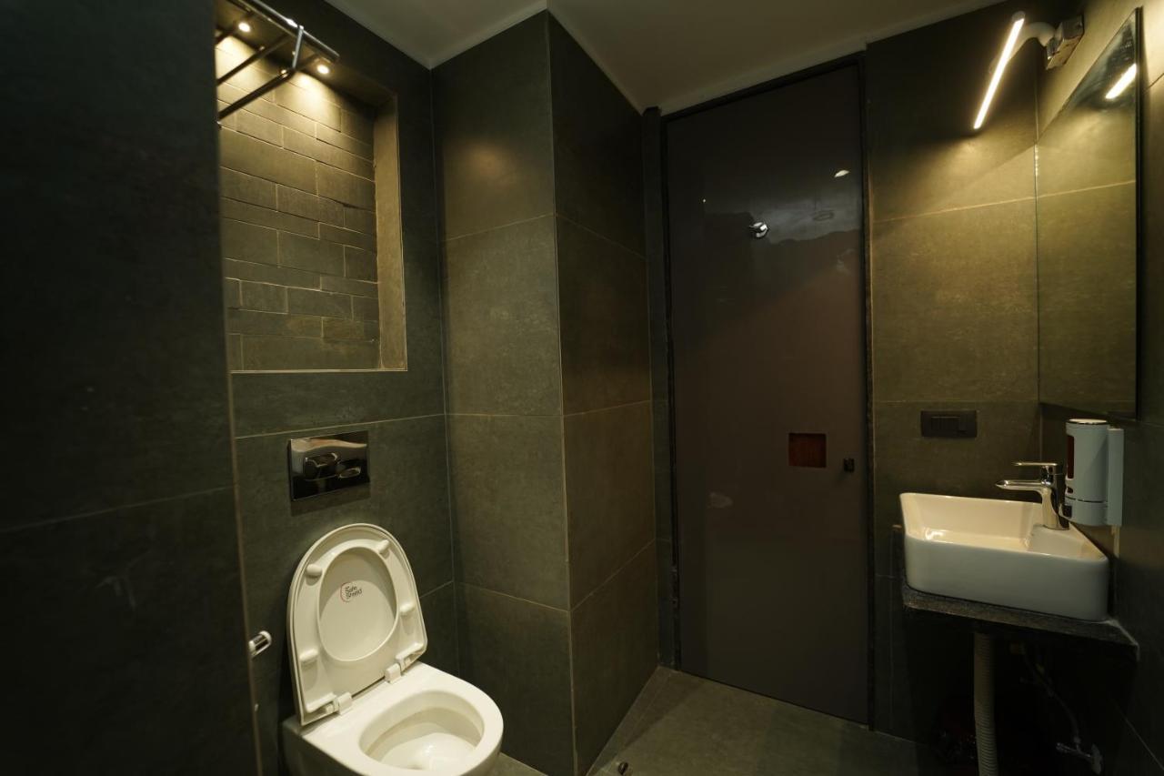 Hotel Laksh Rāipur エクステリア 写真